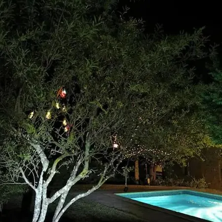 Maisonnette Avec Piscine - Sud Ardeche شقة